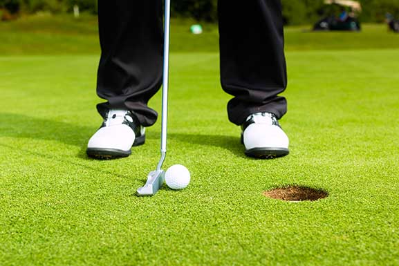 Putting Contest Insurance Coverage from Surebet